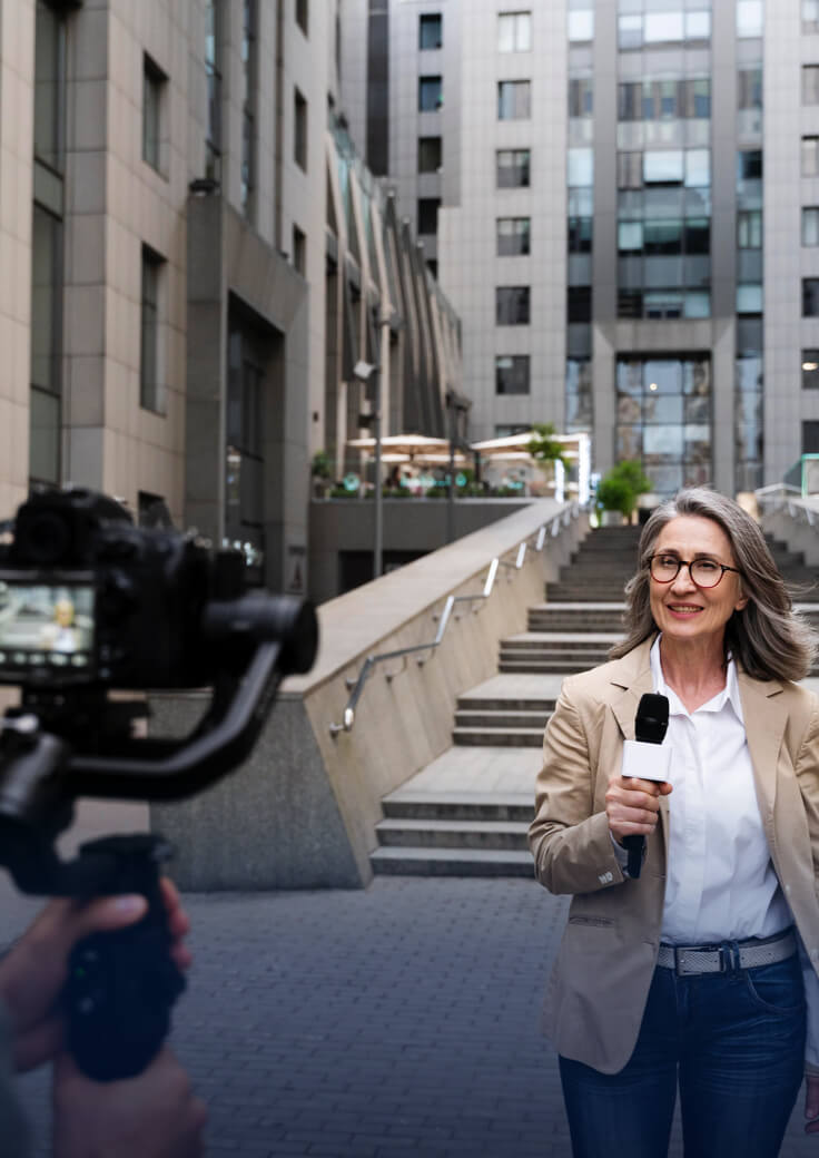 户外新闻报道采访-伟德国际1946